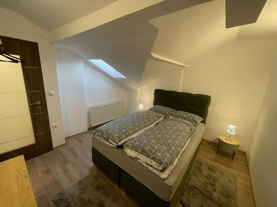 Apartman 4You: Karlo I Klara Osijek Exterior foto